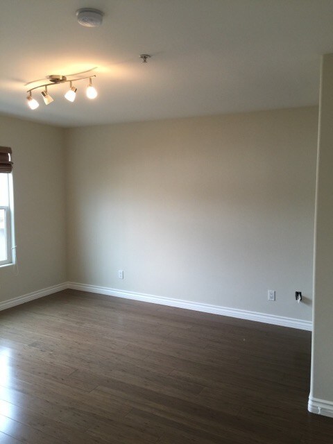 Building Photo - 5224 Corteen Pl