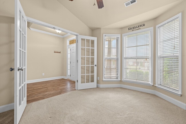 Foto del edificio - 6906 Breyerton Way SE