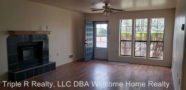 Building Photo - 4 br, 2 bath House - 906 Santa Cruz Dr.