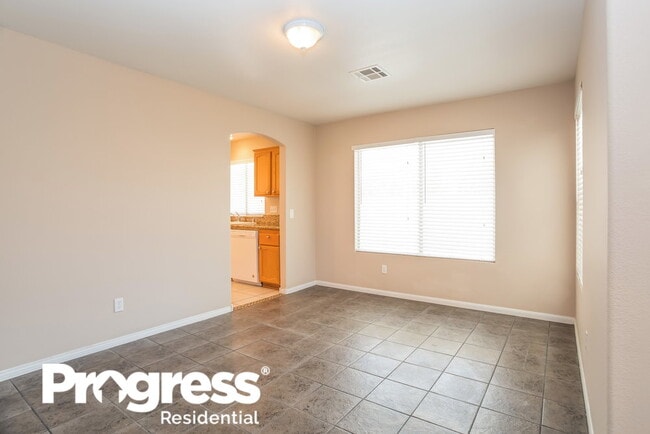 Building Photo - 3920 Wainscot Ct