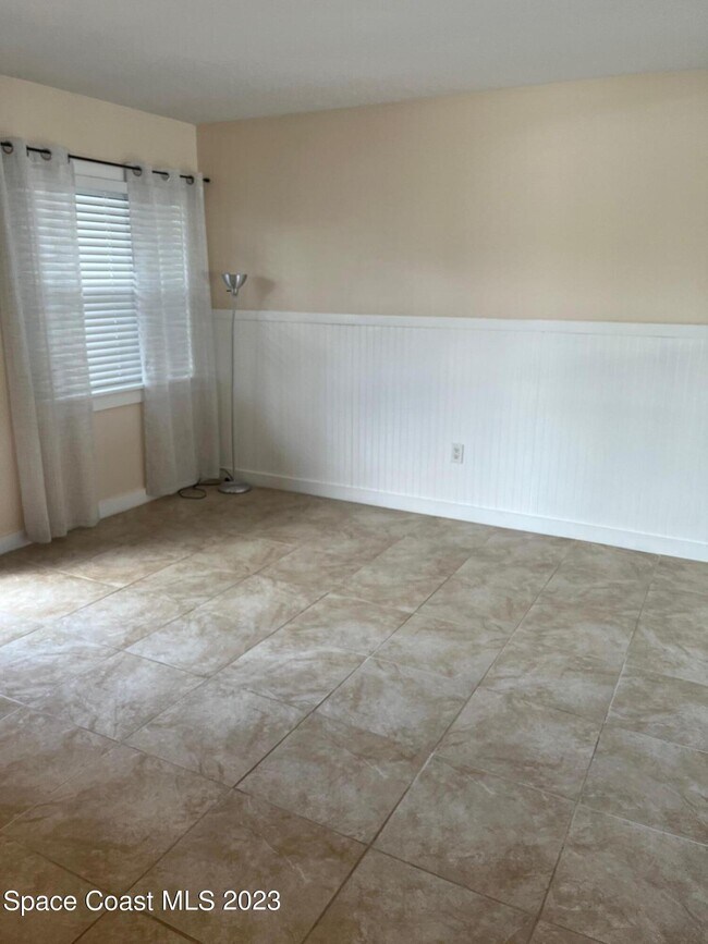 Foto del edificio - 307 Adams Ave