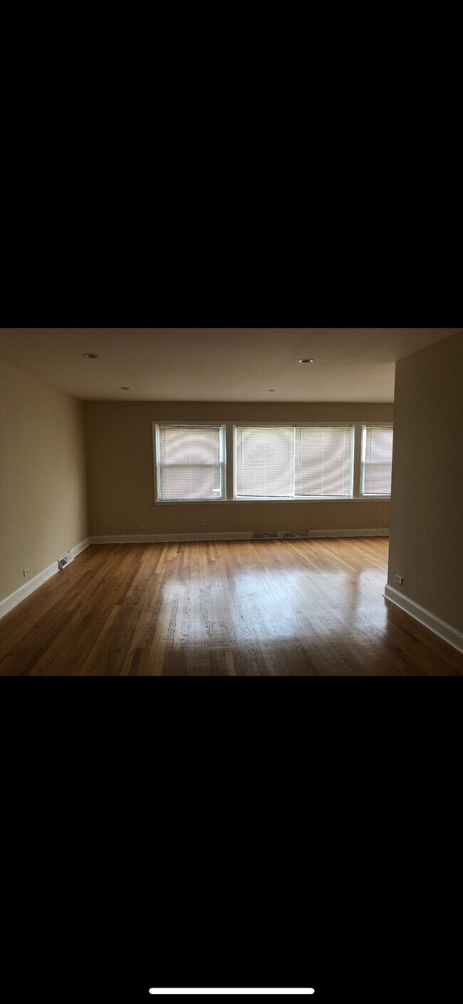 Building Photo - 8901 N Wisner St