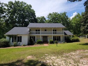 Building Photo - 62 Dogwood Acres Trail