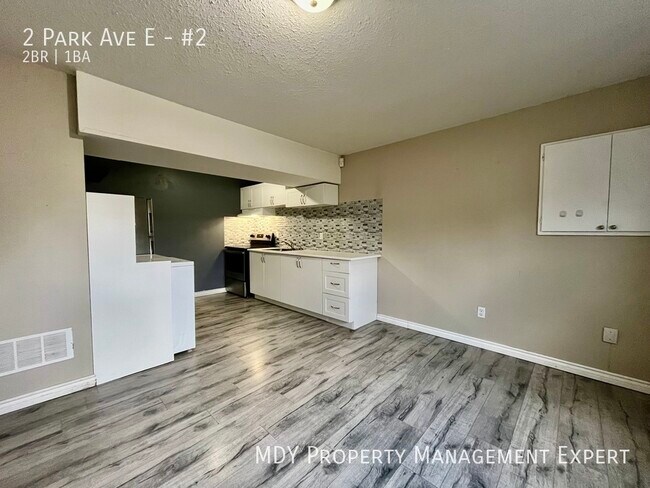 Building Photo - Move in Ready!