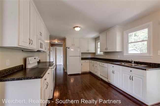 Building Photo - 3 br, 2 bath House - 111 Elissa Drive