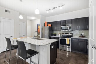 2BR, 2BA - 1,053SF - Kitchen - Legacy Brooks