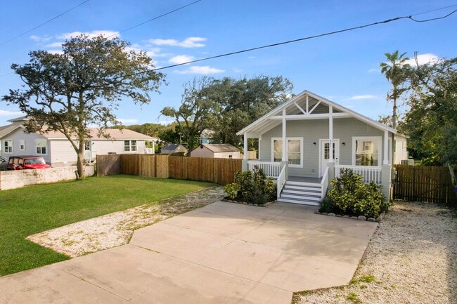 Building Photo - 231 Majorca Rd