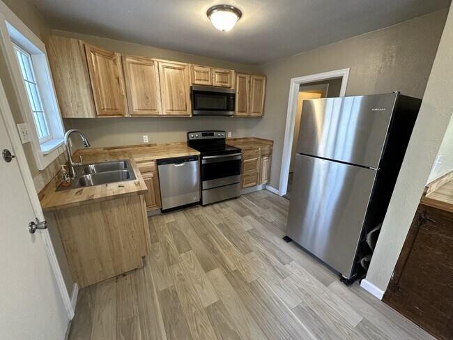 Foto del edificio - 3609 1st Ave N