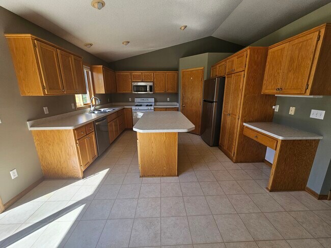 Foto del edificio - 14767 71st St NE