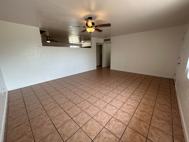 Building Photo - 5132 W Osborn Rd