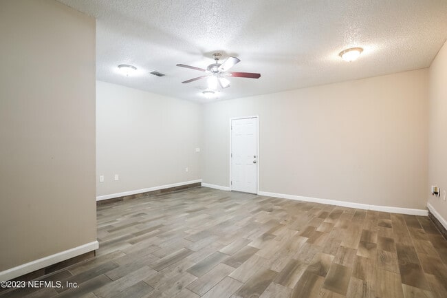 Building Photo - 8117 Fort Lee Trail