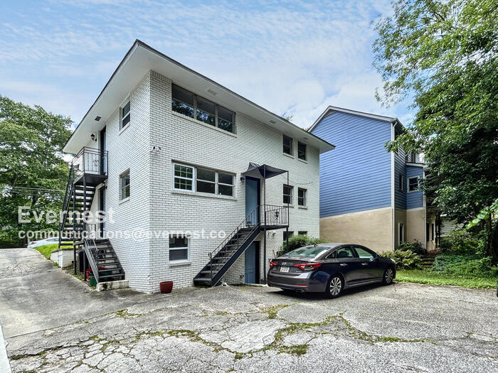 Foto principal - 216 Superior Ave