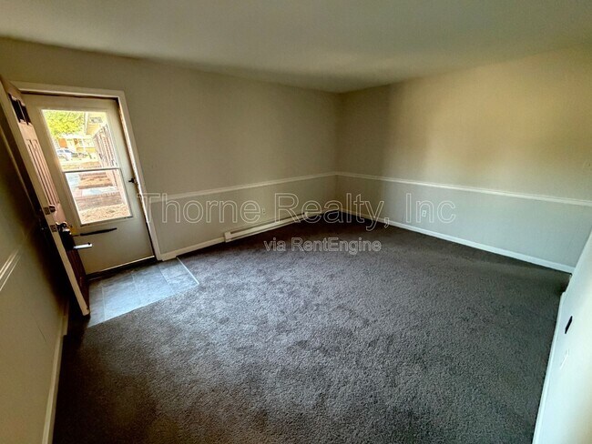 Foto del edificio - 1143 Williford St