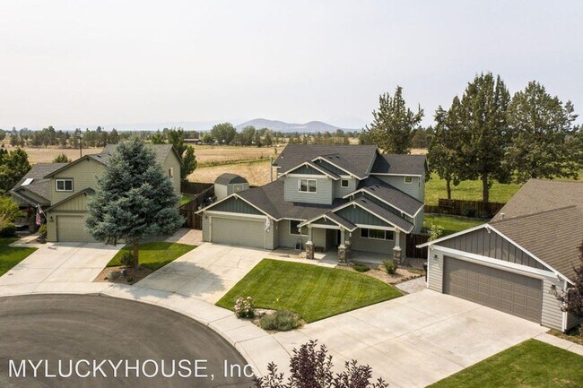 Building Photo - 4 br, 3 bath House - 2253 NW Oak Court