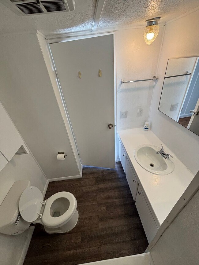 Foto del edificio - 1 bedroom 1 bath mobile home