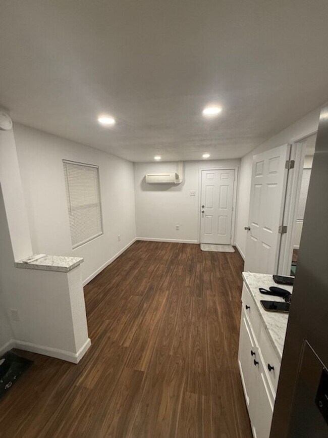 Foto del edificio - 15 Bluff Ct