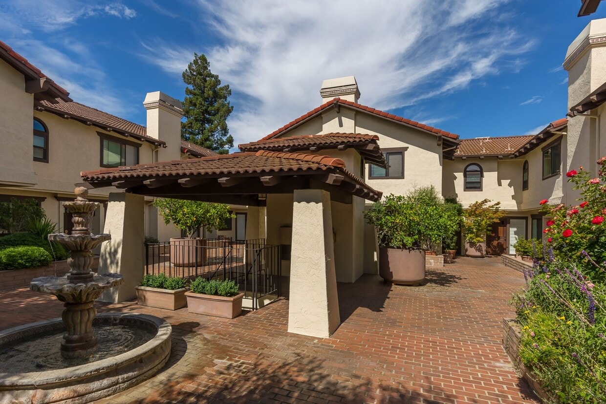 Primary Photo - Downtown Los Altos Luxury Townhome