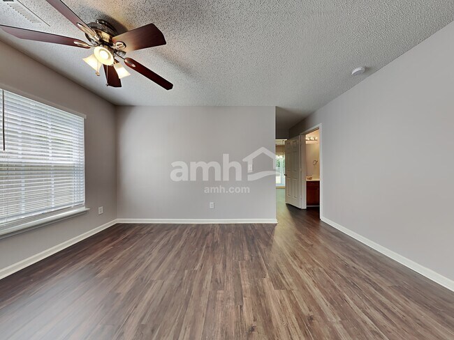 Foto del edificio - 5115 Morrow Lane
