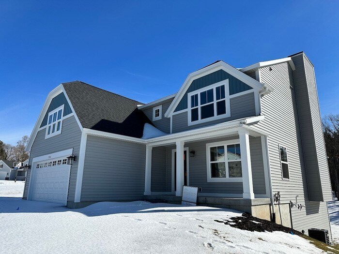 1726 Solitude Dr NE, Grand Rapids, MI 49525 House Rental in Grand