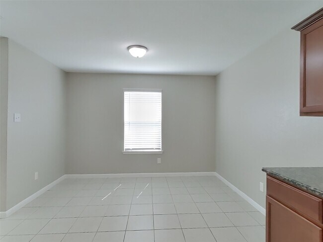 Foto del edificio - 713 Totem Trail Dr