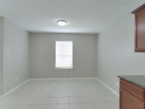 Building Photo - 713 Totem Trail Dr
