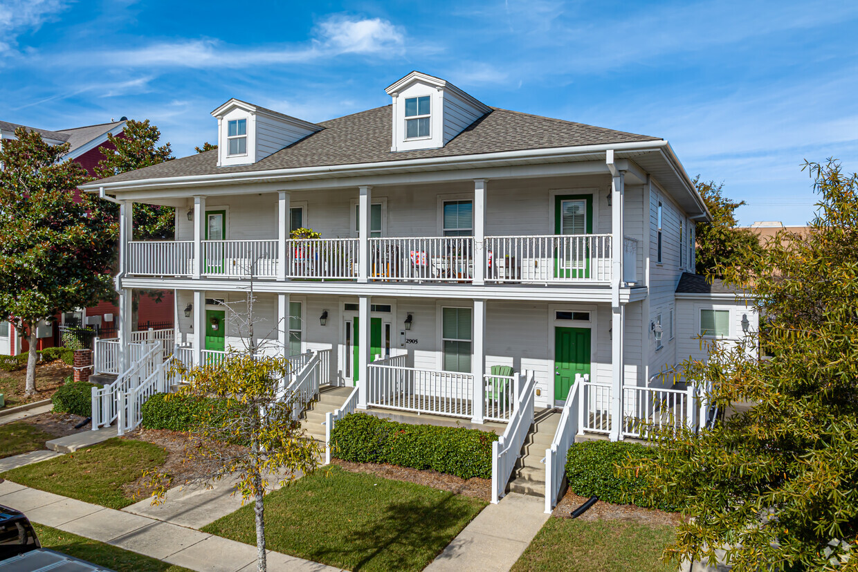 Primary Photo - Harmony Oaks Apartments