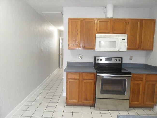 Building Photo - 5301 Andrus Ave