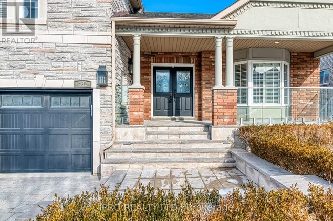 Building Photo - 462 Delaney Dr
