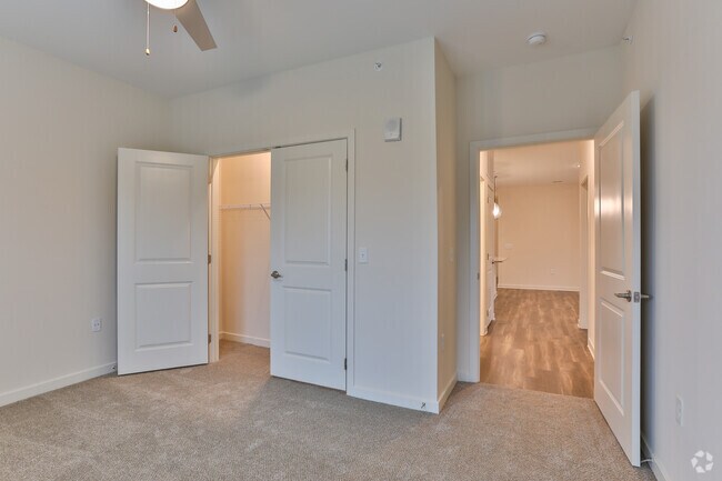 Interior Photo - Tribute Verdae