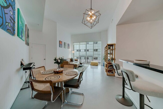 Foto del edificio - 235 NE 2nd St