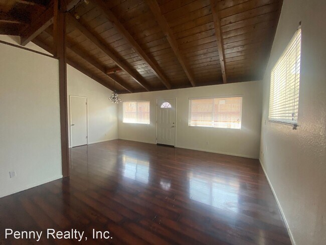 Foto del edificio - 3 br, 2 bath House - 731 Maria Ave.