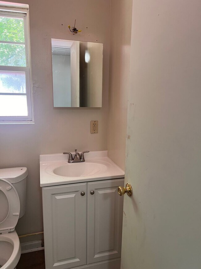 Foto del edificio - Two bedroom Two bathroom Duplex