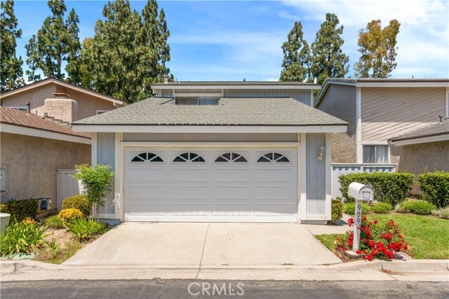 Foto principal - 909 S Lake Summit Dr