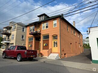Building Photo - 116 Oak Hill Ave