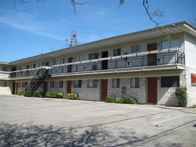 Building Photo - 926 E Dean Keeton St