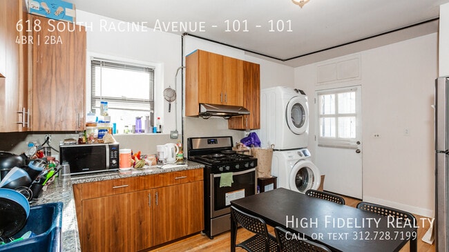 Foto del edificio - 618 S Racine Ave