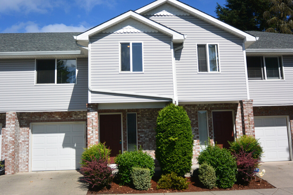 Foto principal - 5546 NE 89th Ave