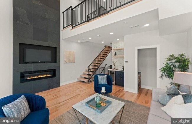 Foto del edificio - 6983 Silverwood St