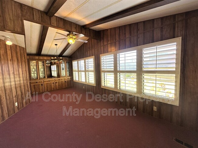 Building Photo - 18070 Langlois Rd