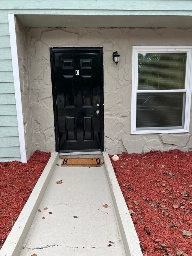 Front entrance with door bell and photo electric outside light - 6419 Baker Ct