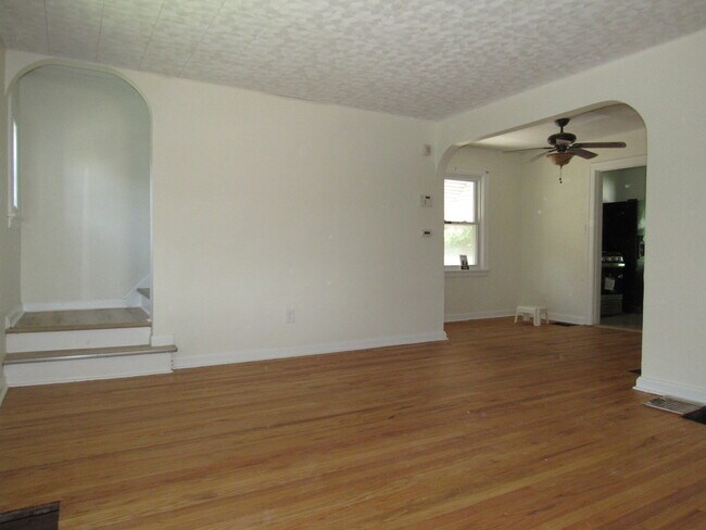 Foto del edificio - 3690 River Rd