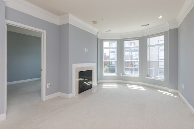 Building Photo - 1451 Belmont St NW