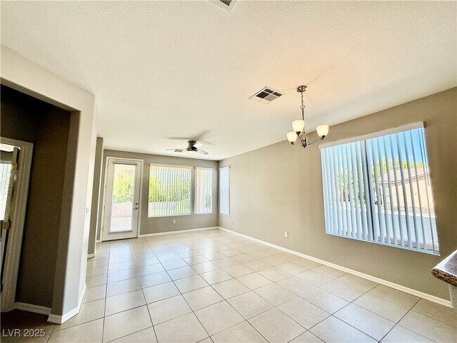 Building Photo - 5147 Progresso St