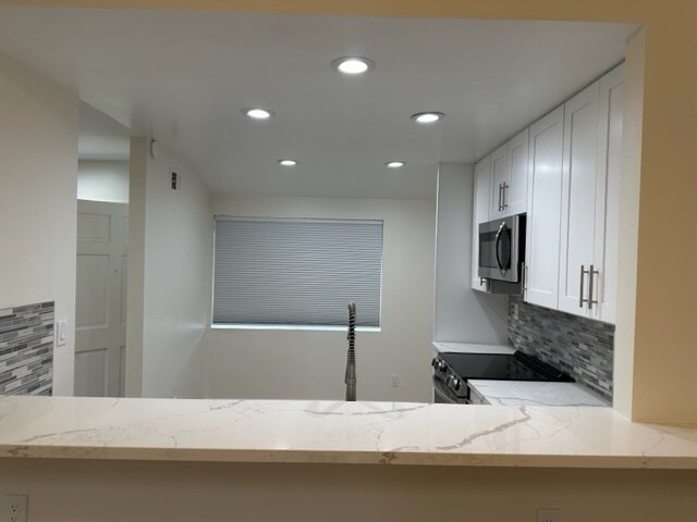 Foto del edificio - 944 Lupine Hills Dr