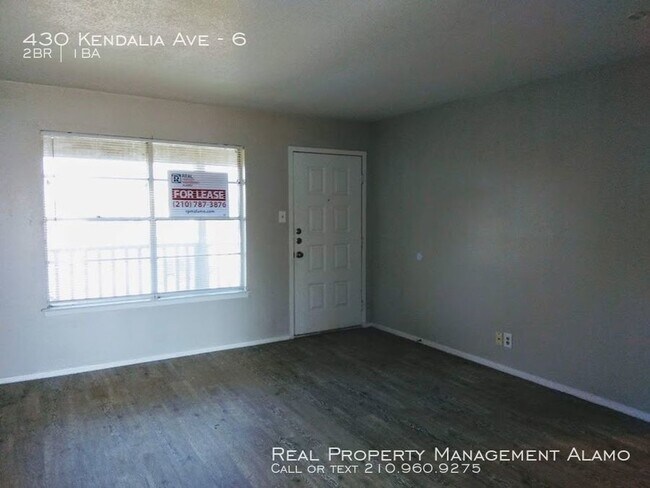 Building Photo - 430 Kendalia Ave