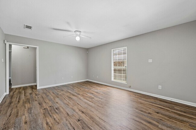 Foto del edificio - Welcome to your new home in Lancaster, TX!