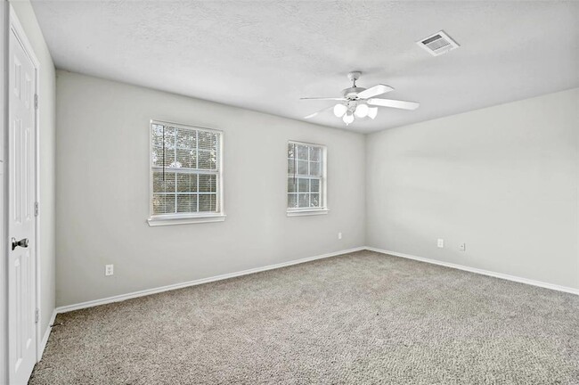 Foto del edificio - 9710 Clifton Park Dr
