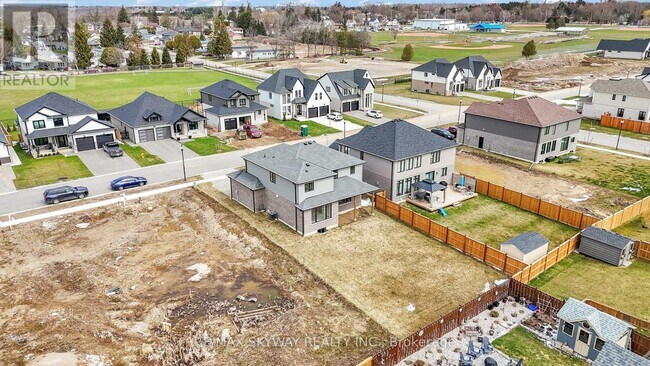 Building Photo - 176 Foxborough Pl