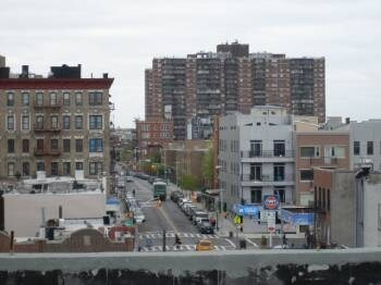 Building Photo - 494 Lorimer St