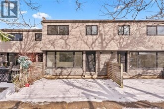 Building Photo - 270 Montmorency Dr